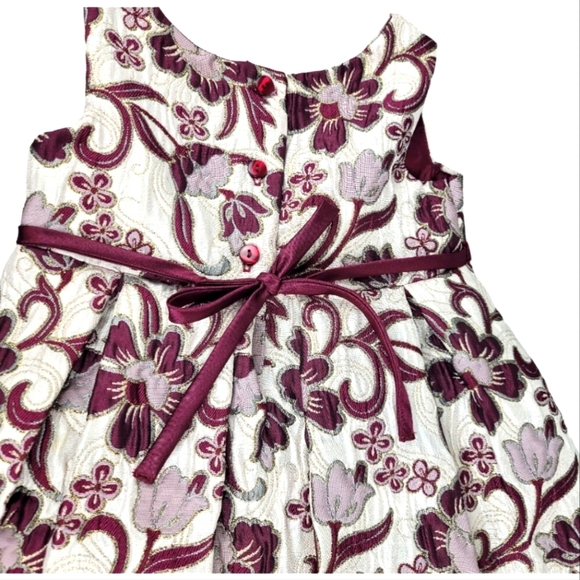 Girls Sweet Heart Rose Floral Applique Dress - Picture 8 of 11